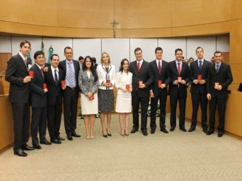 Doze novos juízes substitutos