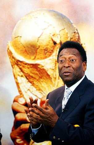 Pelé é nomeado embaixador da Copa