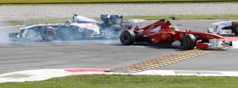 Webber deixou Massa ao contrário na primeira chicane do circuito de Monza 