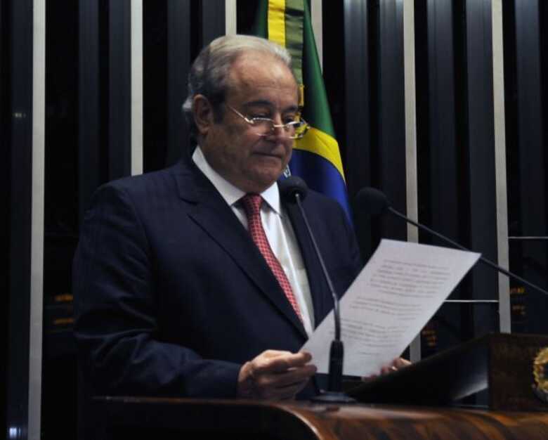 O senador Antônio Russo