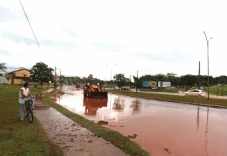 Rapidez para reparar estragos causados por forte chuva em Campo Grande