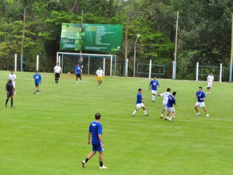 Imagem do campo na abertura da 51ª Copa da da Madrugada