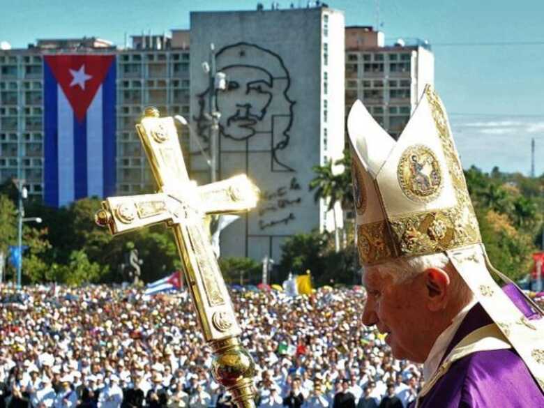 Papa Bento XVI esteve em Havana na última quinta (28)