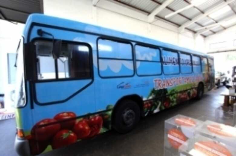 O ônibus de orgânico 'Verdurão' estará no local oferecendo informações sobre alimentos orgânicos e produtos hortifrutigranjeiros orgânicos