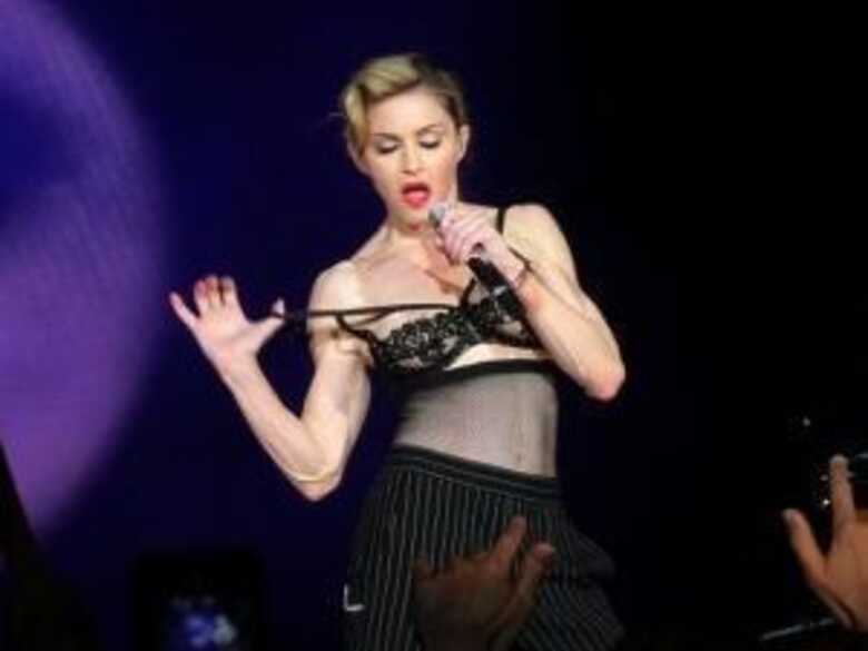 Madonna durante apresentação na Turquia