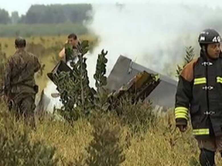 Avião da FAB caiu e pegou fogo