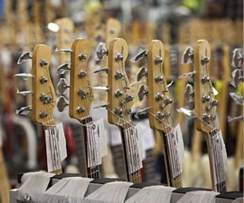 Empresa produz uma das mais famosas guitarras do mundo.