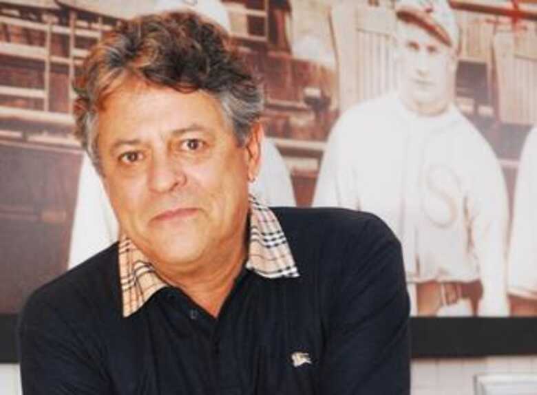 O ator e diretor Marcos Paulo morreu neste domingo (11), aos 61 anos, no Rio de Janeiro, em decorrência de uma embolia pulmonar.