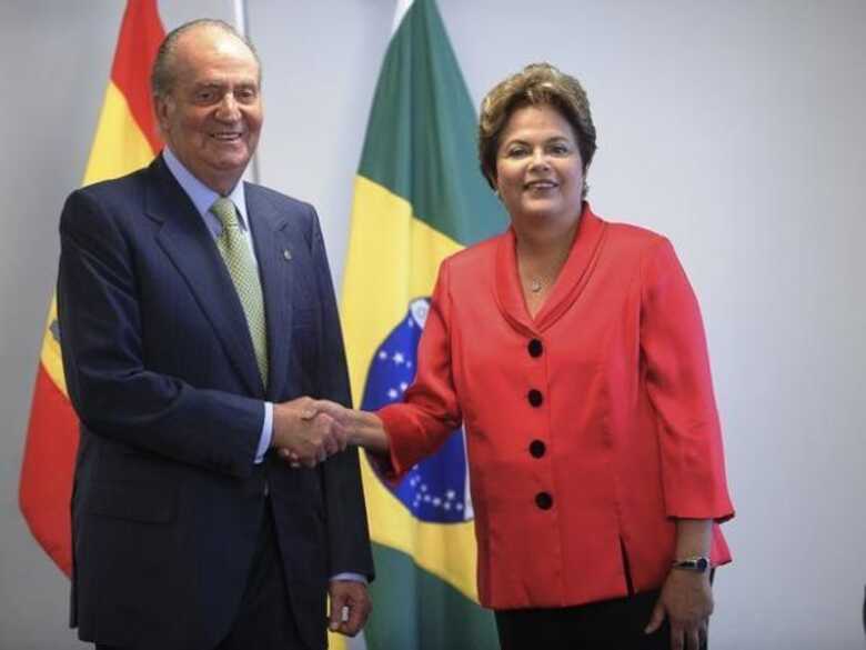 A presidente Dilma Rousseff e o rei espanhol Juan Carlos I, em foto feita durante encontro realizado no mês de Junho, em Brasília.