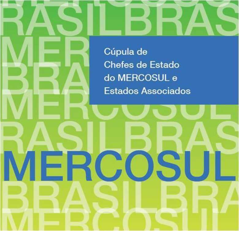 Cúpula de Chefes de Estado do Mercosul acontece em Brasília (DF).