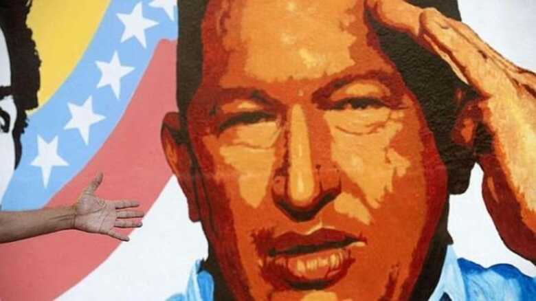 Mural em apoio a Hugo Chávez.