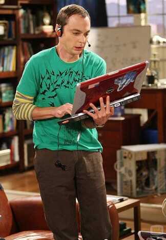 O físico teórico Sheldon Cooper (Jim Parsons) em cena do seriado 'The Big Bang Theory'