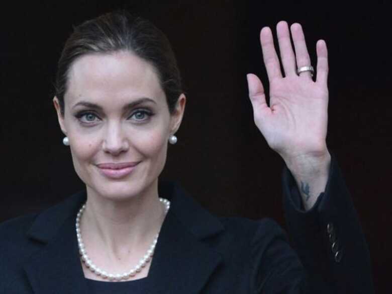 A atriz Angelina Jolie em foto de abril de 2013 em Londres.