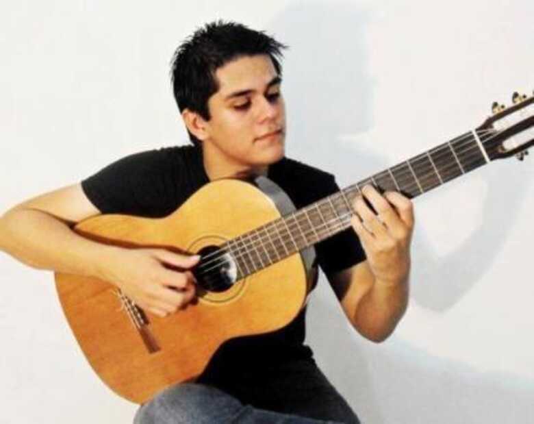 Paulo Arguelo.
