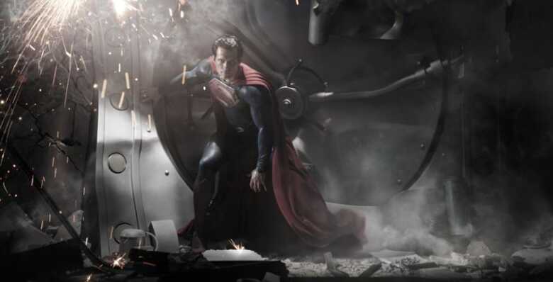 Henry Cavill aparece vestido de Super-Homem em novas imagens de 'O Homem de Aço', dirigido por Zack Snyder. (Foto: Divulgação)