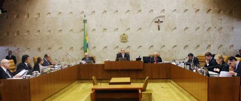 Plenário do Supremo, no último dia 8, em sessão presidida pelo revisor do mensalão, Ricardo Lewandowski. (Foto: Gervásio Baptista/SCO/STF)