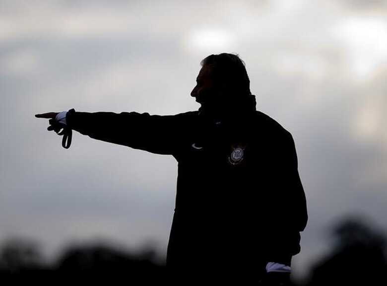 Tite, técnico do Corinthians, dá uma orientação durante o último treino do clube antes do jogo contra o Luverdense. (Foto: Daniel Augusto Jr./Ag. Corinthians)