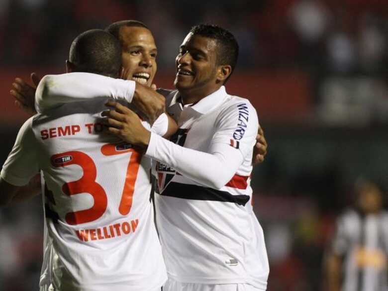 Com gol de Welliton, o São Paulo manteve os 100% de aproveitamento sob o comando de Muricy. (Foto: Marcos Bezerra/Futura Press)