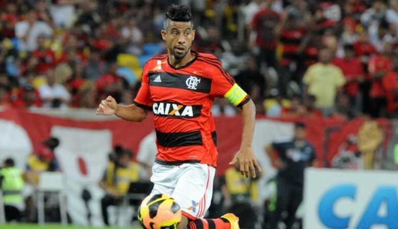 "Essa situação do calendário brasileiro tem que mudar" - Léo Moura, lateral do Flamengo. (Foto: Divulgação/Alexandre Vidal/Fla Imagem)