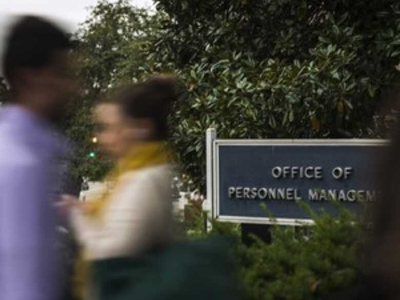 Funcionários voltam a trabalhar depois da paralisação do governo dos EUA. (Foto: Reuters)