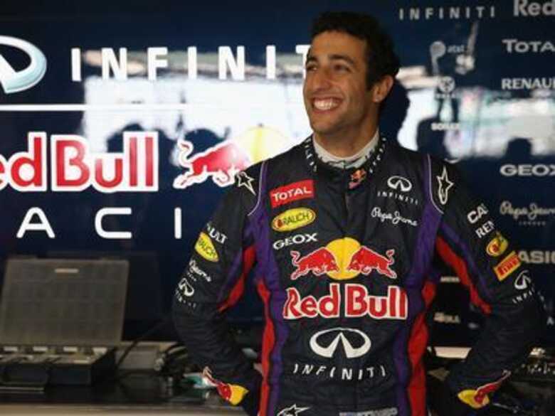 Vaga deixada por Ricciardo estaria à venda na Toro Rosso. (Foto: Divulgação)