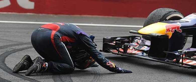 Vettel prestou reverência ao carro da Red Bull projetado por Newey, com que conquistou o tetra da F-1. (Foto: AFP)
