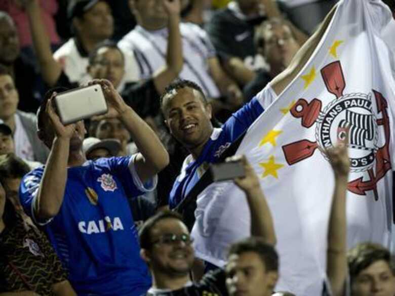 Corinthians é o clube que mais recebe da televisão. (Foto: Bruno Santos/Terra)