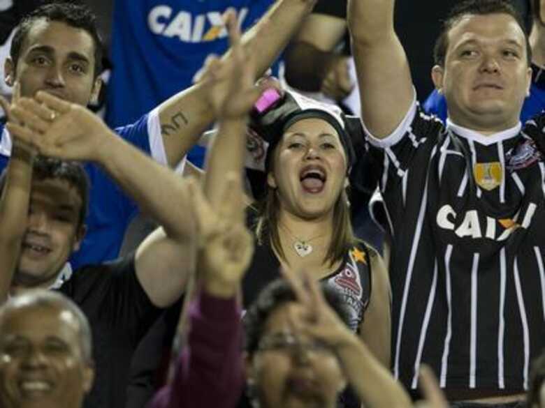 Corinthians poderia ganhar mais de acordo com a audiência. (Foto: Bruno Santos/Terra)