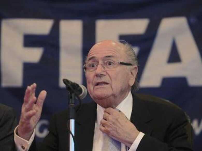 Para Joseph Blatter, presidente da Fifa, Catar está "no caminho certo" para lidar com direitos dos trabalhadores. (Foto: Enrique De La Osa/Reuters)