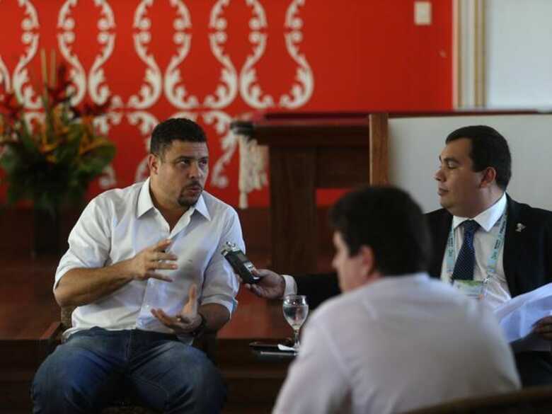 Ex-camisa 9 lembrou experi&ecirc;ncia em 1994 e aposta em comiss&atilde;o da Fifa para evitar problemas. (Foto: EFE)