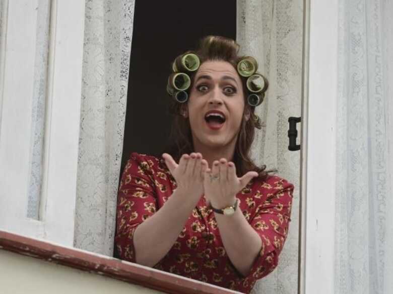 Cena de "Minha Mãe é uma Peça", de André Pellenz. (Foto: divulgação/Ancine)