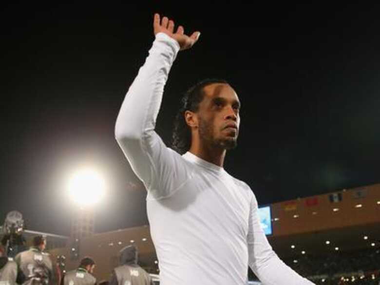 Bom ano vivido pelo Atlético-MG ajudou Ronaldinho a superar Neymar com facilidade em tradicional eleição de jornal uruguaio. (Foto: Getty Images)