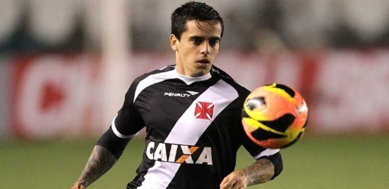 Fagner em a&ccedil;&atilde;o pelo Vasco; chega por empr&eacute;stimo e promete ser a solu&ccedil;&atilde;o para a lateral. (Foto: Marcelo Sadio/Vasco)