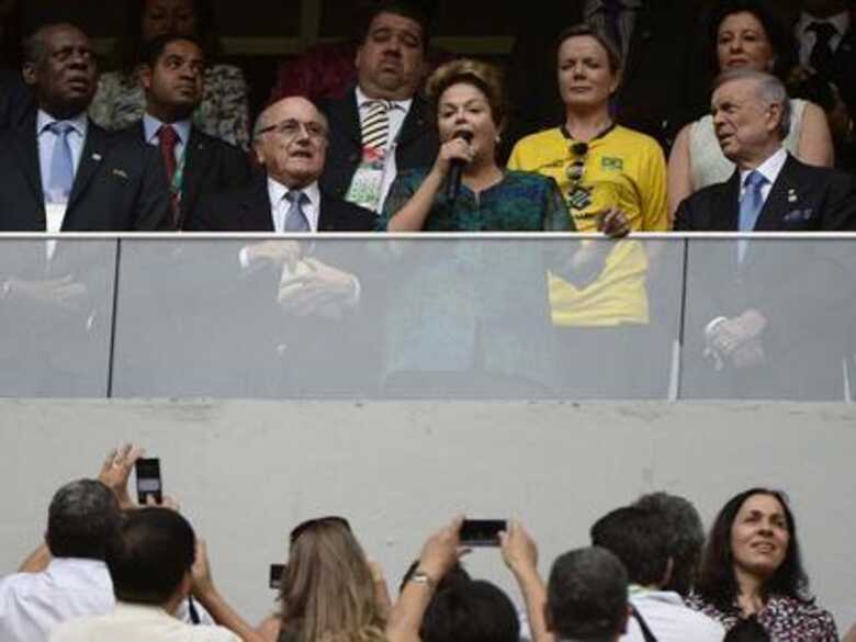 Dilma Rousseff foi v&iacute;tima de vaias na abertura da Copa das Confedera&ccedil;&otilde;es. (Foto: Ricardo Matsukawa/Terra)