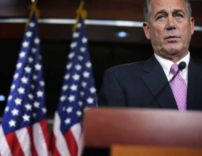 Porta-voz da C&acirc;mara dos Deputados dos EUA em discurso semanal &agrave; imprensa. (Foto: Alex Wong/Getty Images/AFP)