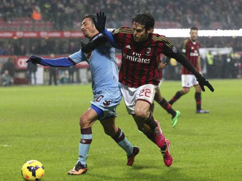 Kak&aacute; ainda tem chances de jogar Mundial. (Foto: AP)
