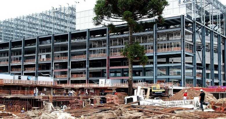 Arena da Baixada: atrasos ameaçam presença do estádio na Copa. (Foto: Denis Ferreira Netto/AP)