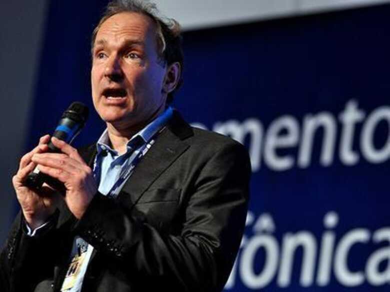 Sir Tim Berners-Lee criou a World Wide Web em 1989. (Foto: Fernando Borges/Terra)