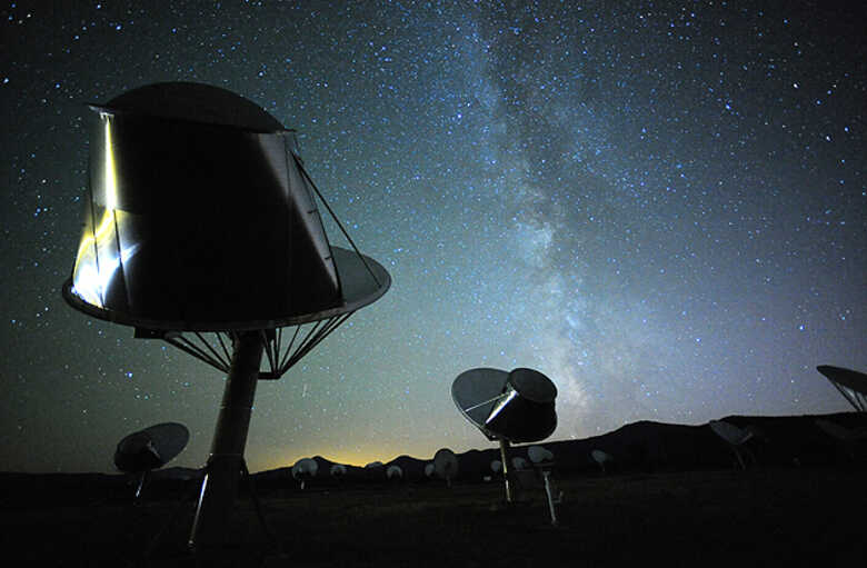 Cientistas usam o Allen Telescope Array para procurar inteligência ET no planeta recém-descoberto. (Foto: reprodução)