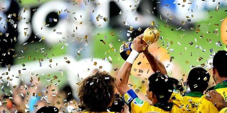 Campeão da Copa das Confederações, Brasil é apontado como favorito no Mundial. (Foto: Alexandre Durão/Globoesporte.com)