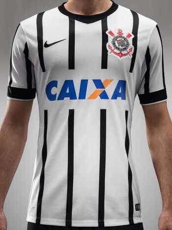 Nova camisa &eacute; branca com listras pretas e estrear&aacute; em cl&aacute;ssico contra o Palmeiras. (Foto: divulga&ccedil;&atilde;o)
