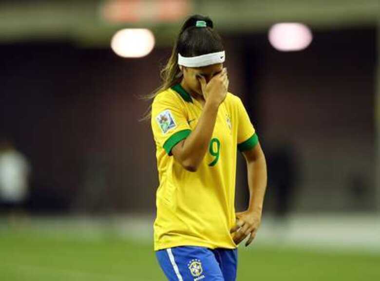 Byanca saiu chorando de campo, assim como alguns jogadores da Seleção masculina fizeram. (Foto: Martin Rose/Getty Images)