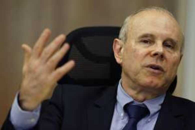 Segundo Mantega, economia brasileira, que entrou em recessão técnica no primeiro semestre, está em trajetória de recuperação. (Foto: Ueslei Marcelino/Reuters)