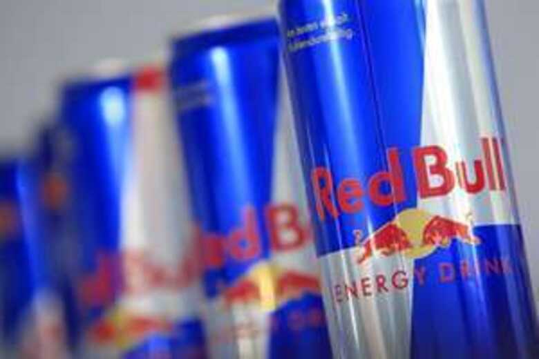 Embora a Red Bull negue as irregularidades, a companhia confirmou o acordo. (Foto: Getty Images)