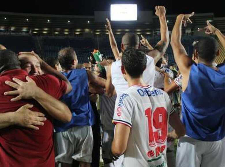 Joinville &eacute; o &uacute;nico catarinense confirmado na S&eacute;rie A de 2015, mas n&uacute;mero pode chegar a at&eacute; cinco times. (Foto: Joinville/Facebook/reprodu&ccedil;&atilde;o)