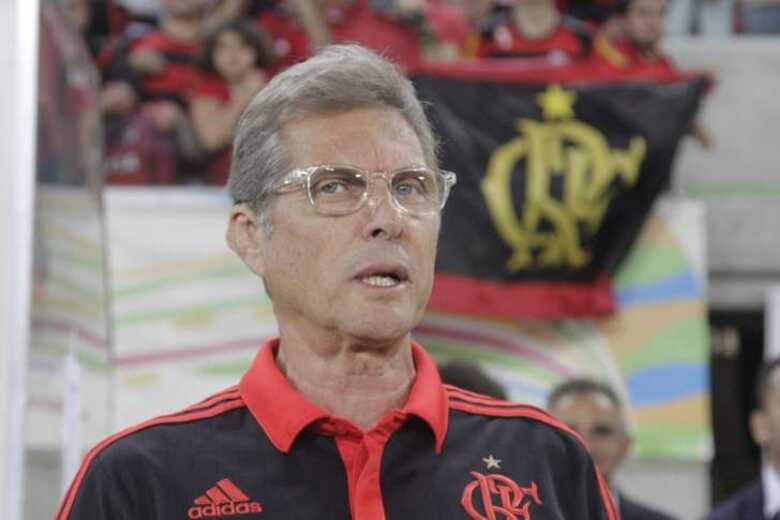 O t&eacute;cnico do Flamengo, Oswaldo de Oliveira, ressaltou que o time estava preparado para sofrer trope&ccedil;o / Foto: Reprodu&ccedil;&atilde;o
