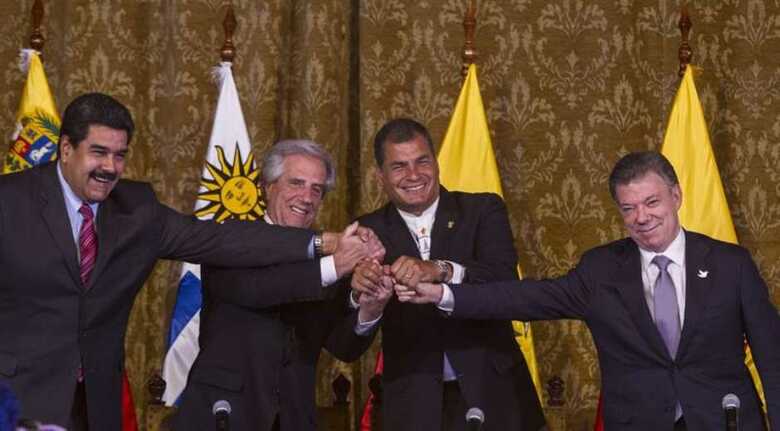 Os presidentes da Venezuela, Nicolás Maduro; do Uruguay, Tabaré Vazquez; do Equador, Rafael Correa; e da Colômbia, Juan Manuel Santos / Foto: EFE