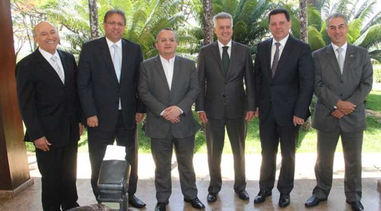 Governadores no Fórum Movimento Brasil Central (Imagem: reprodução)