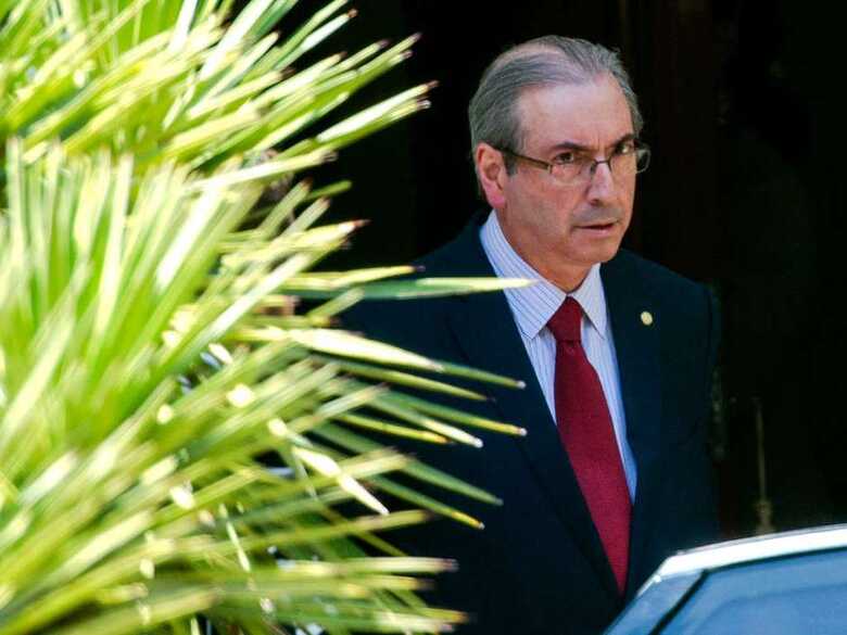STF sinalizou ao governo da presidente Dilma Rousseff que não existem elementos para afastar Eduardo Cunha da presidência da Câmara dos Deputados (Imagem: reprodução)
