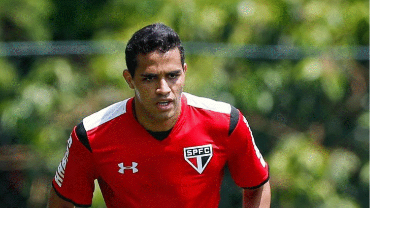Alan Kardec durante treino do São Paulo (Imagem: reprodução)